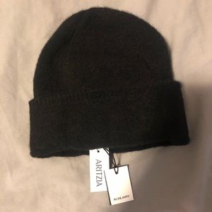 Aritzia Auxiliary Flopped Cuffed Beanie